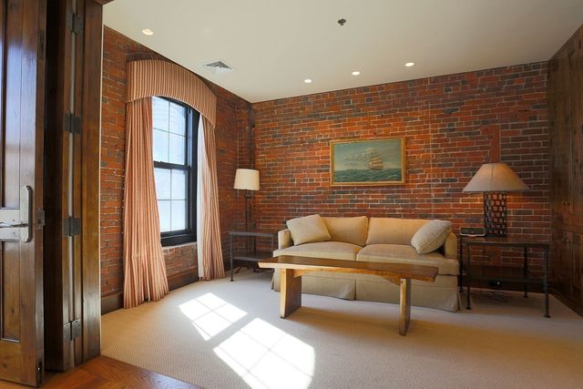 199 State St 401, Boston, MA 02109