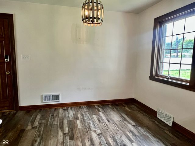 6560 Hi Vu Drive, Indianapolis, IN 46227