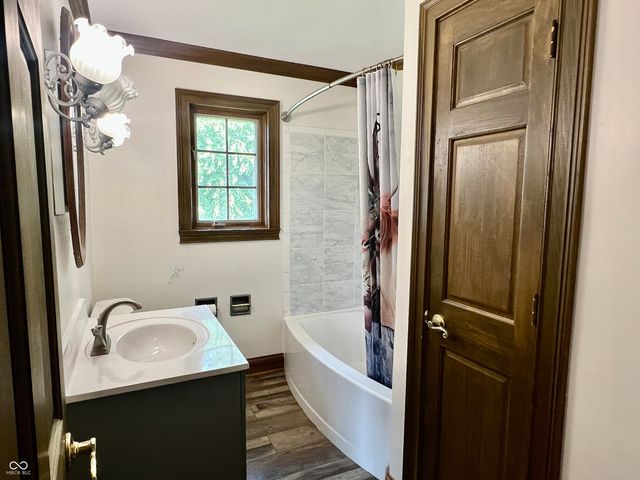 6560 Hi Vu Drive, Indianapolis, IN 46227