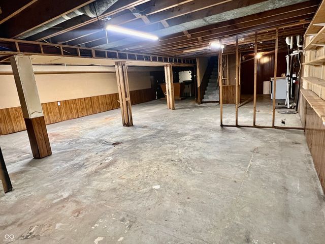 6560 Hi Vu Drive, Indianapolis, IN 46227