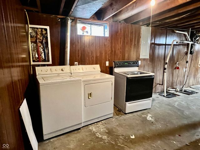 6560 Hi Vu Drive, Indianapolis, IN 46227