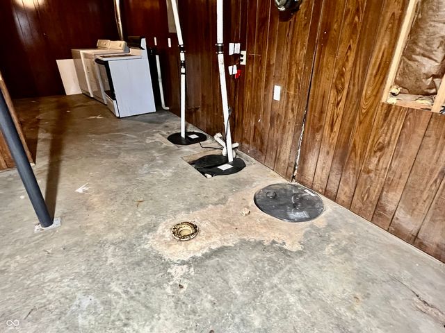 6560 Hi Vu Drive, Indianapolis, IN 46227