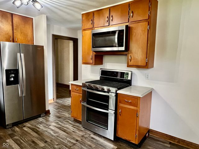 6560 Hi Vu Drive, Indianapolis, IN 46227