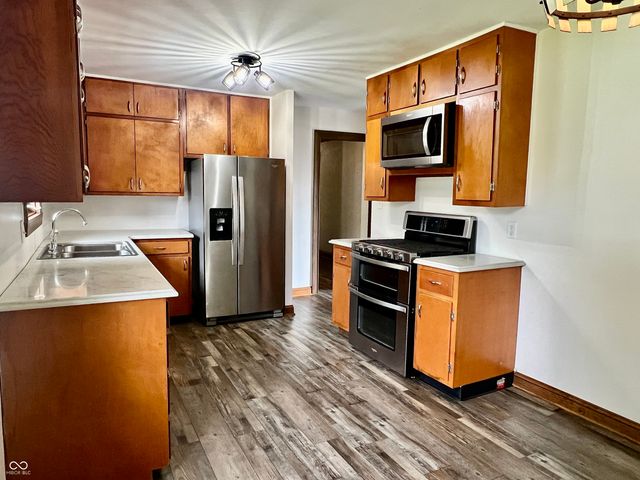 6560 Hi Vu Drive, Indianapolis, IN 46227