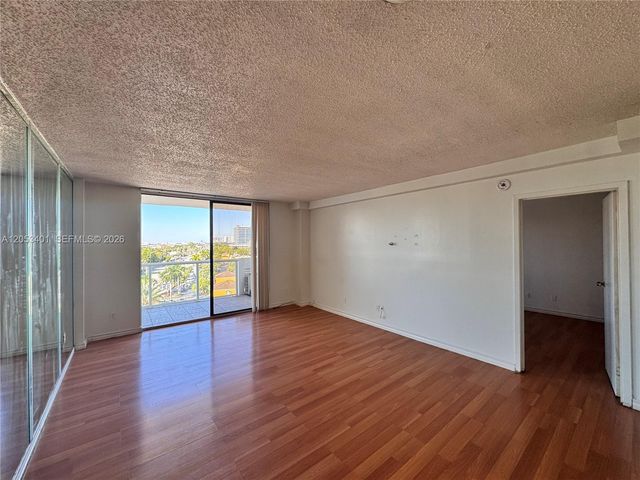 13499 Biscayne Boulevard 703, North Miami, FL 33181