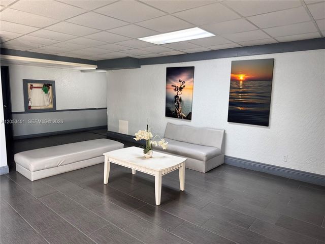13499 Biscayne Boulevard 703, North Miami, FL 33181