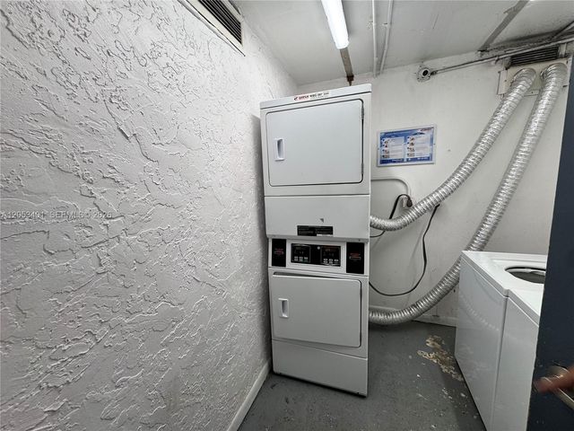 13499 Biscayne Boulevard 703, North Miami, FL 33181