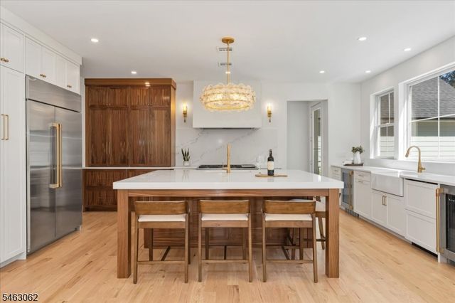 2042 W Broad St, Scotch Plains Twp., NJ 07076