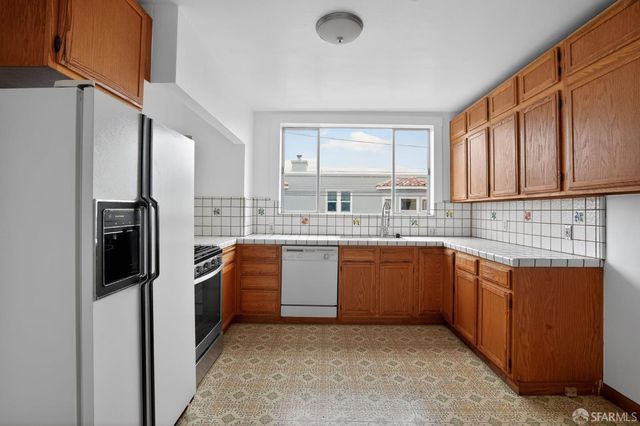 59 Acton Street, Daly City, CA 94014