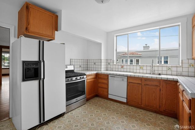 59 Acton Street, Daly City, CA 94014