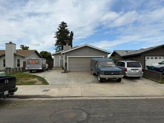 819 Belmont Street, Tulare, CA 93274