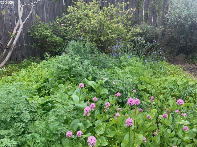 1928 Ne 63RD Ave, Portland, OR 97213