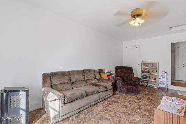 5633 PRINCE EDWARD Avenue, El Paso, TX 79924
