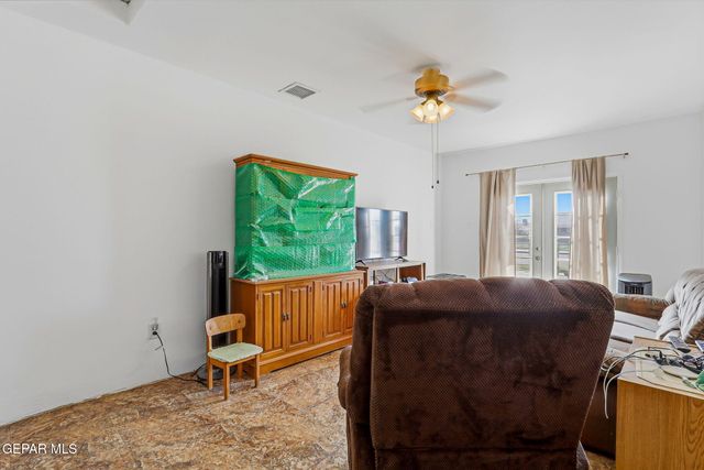 5633 PRINCE EDWARD Avenue, El Paso, TX 79924