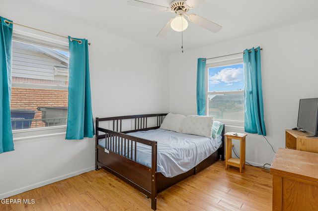 5633 PRINCE EDWARD Avenue, El Paso, TX 79924