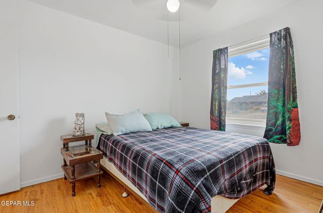5633 PRINCE EDWARD Avenue, El Paso, TX 79924