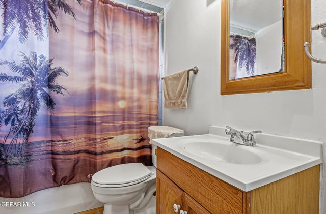 5633 PRINCE EDWARD Avenue, El Paso, TX 79924