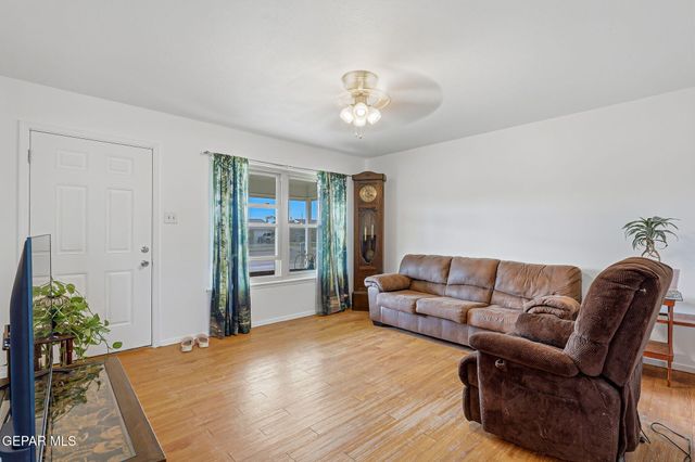 5633 PRINCE EDWARD Avenue, El Paso, TX 79924