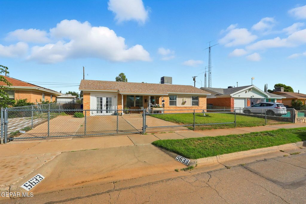 5633 PRINCE EDWARD Avenue, El Paso, TX 79924
