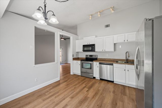 198 Mickler Drive, Ladson, SC 29456