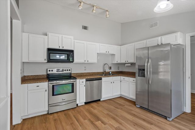 198 Mickler Drive, Ladson, SC 29456