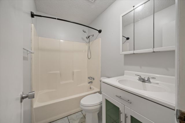 198 Mickler Drive, Ladson, SC 29456