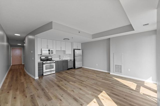 929 Portland Ave 1310, Minneapolis, MN 55404