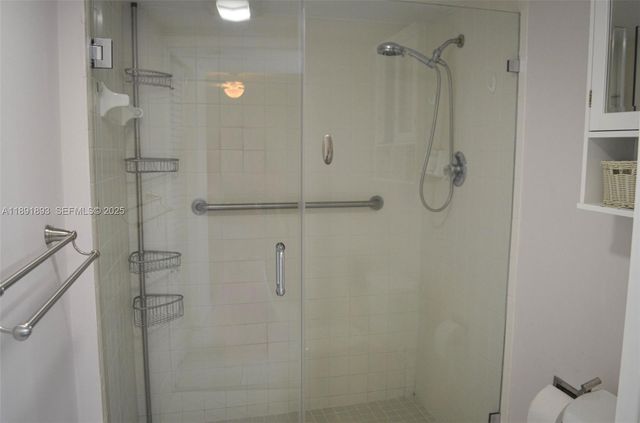 800 SW 142nd Avenue 104N, Pembroke Pines, FL 33027