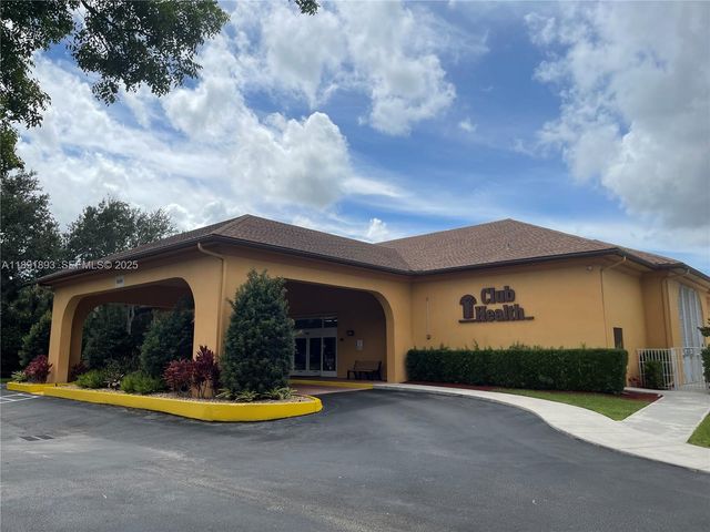 800 SW 142nd Avenue 104N, Pembroke Pines, FL 33027