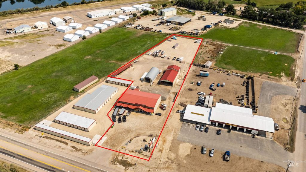 328 Hwy 95, Homedale, ID 83628