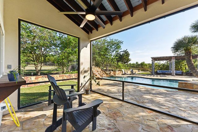 203 Saddle Blanket DR, Dripping Springs, TX 78620