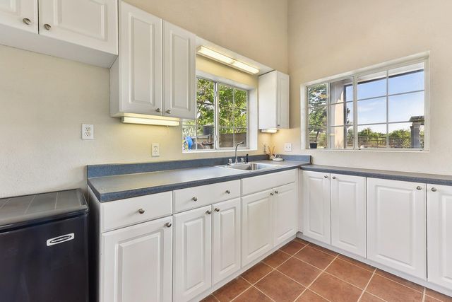 203 Saddle Blanket DR, Dripping Springs, TX 78620