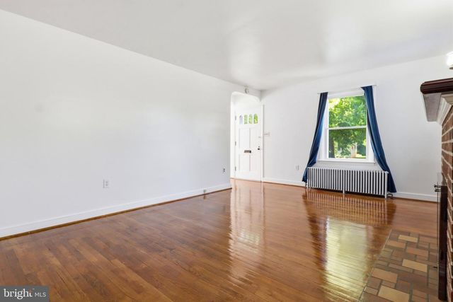 1530 E PHILADELPHIA ST, York, PA 17403