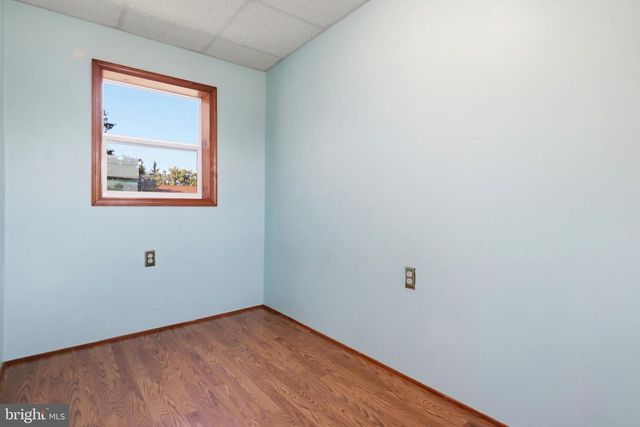 1530 E PHILADELPHIA ST, York, PA 17403