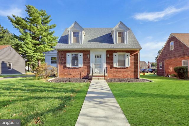 1530 E PHILADELPHIA ST, York, PA 17403