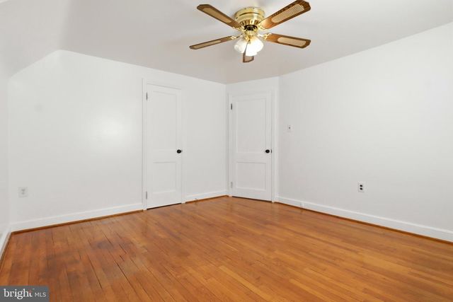 1530 E PHILADELPHIA ST, York, PA 17403