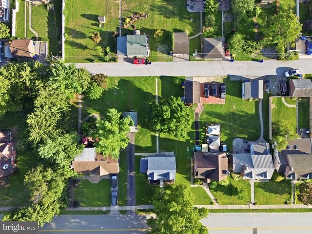 1530 E PHILADELPHIA ST, York, PA 17403