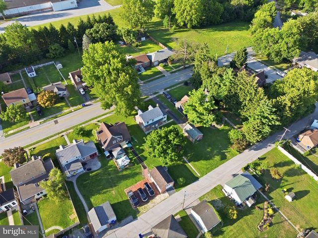 1530 E PHILADELPHIA ST, York, PA 17403