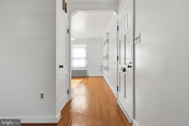1530 E PHILADELPHIA ST, York, PA 17403