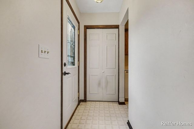 2638 Chatham Woods Drive SE, Grand Rapids, MI 49546