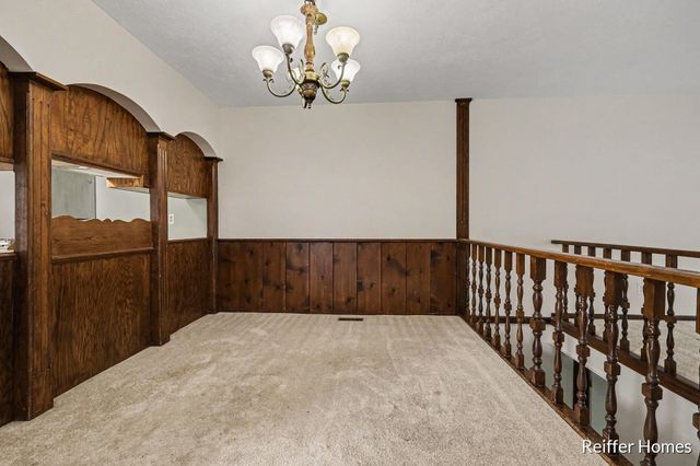 2638 Chatham Woods Drive SE, Grand Rapids, MI 49546