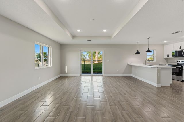4335 SW 15th Way, Okeechobee, FL 34974
