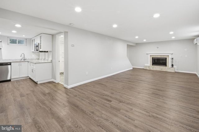 6368 HILLCREST PL, Alexandria, VA 22312