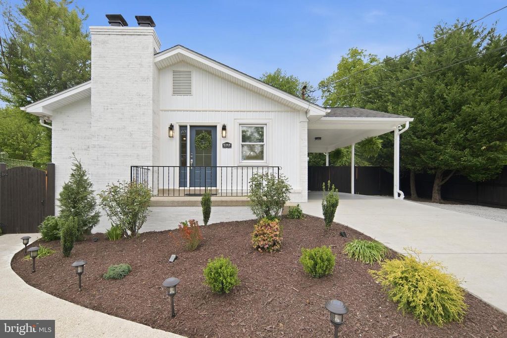 6368 HILLCREST PL, Alexandria, VA 22312