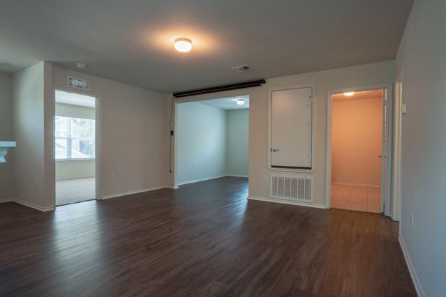 10509 Abana WAY 11, Austin, TX 78748