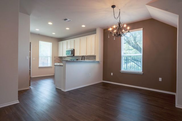 10509 Abana WAY 11, Austin, TX 78748