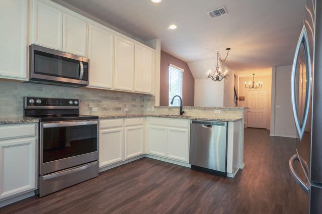 10509 Abana WAY 11, Austin, TX 78748
