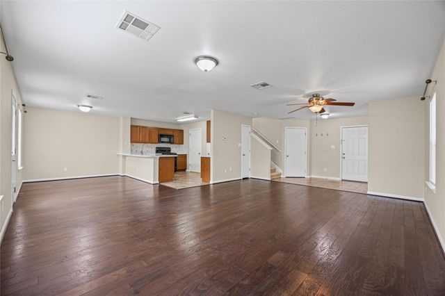 198 Black Forest, Buda, TX 78610