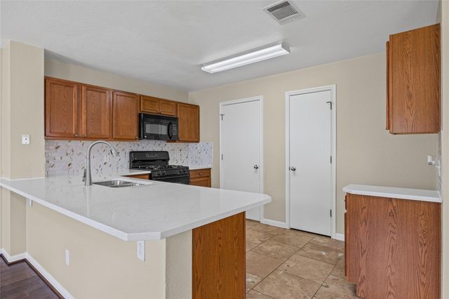 198 Black Forest, Buda, TX 78610