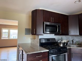 160 Evergreen Road 20B, Edison Twp., NJ 08837